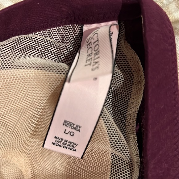 Victoria’s Secret front closure bra size large - Picture 4 of 4